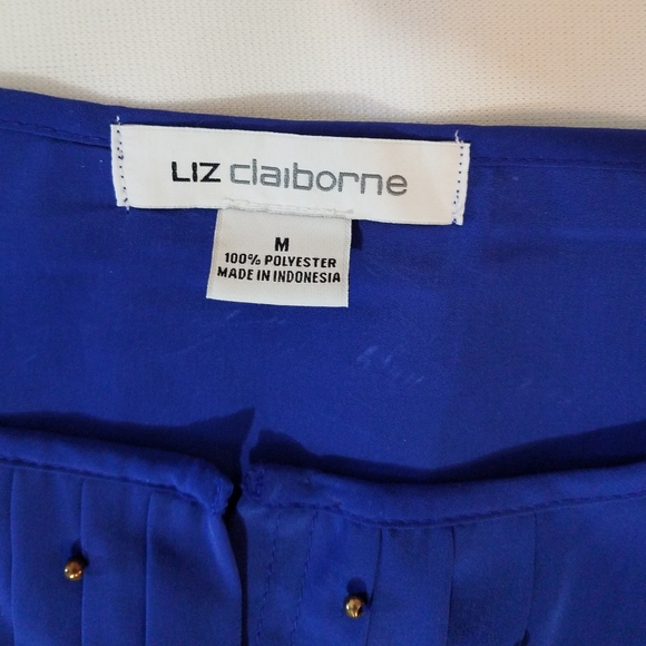 Beautiful woman's blouse! - Picture 2 of 7